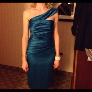 Monique Lhuillier Satin ruched cocktail dress